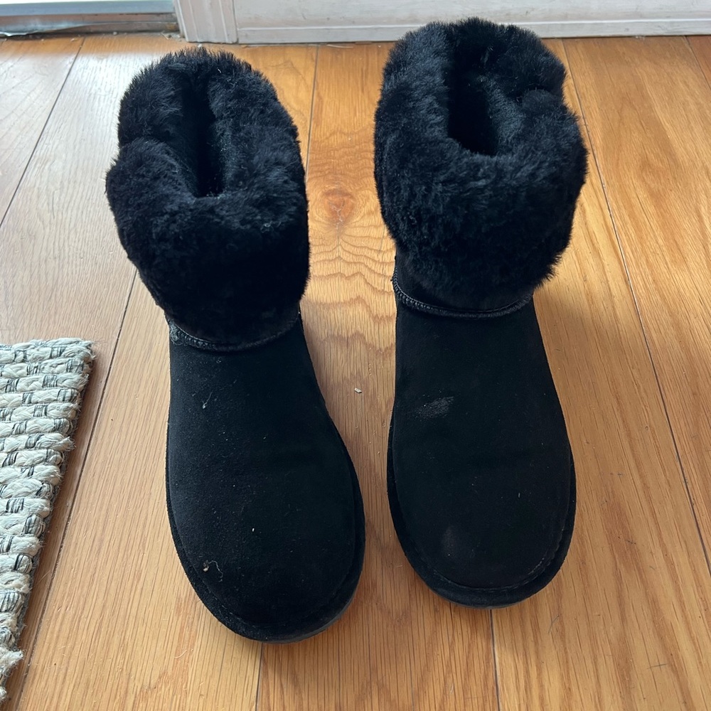 Bearpaw Ugg boots sheepskin